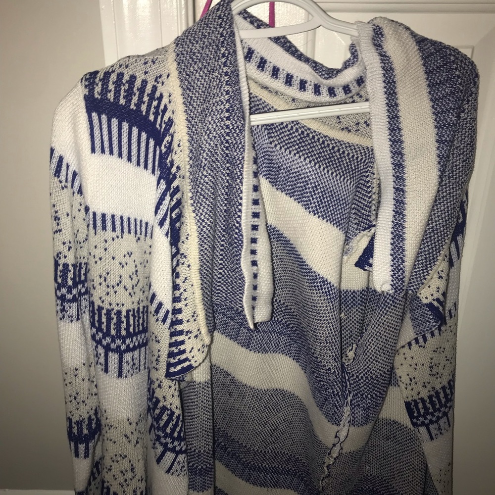 Patterned cardigan